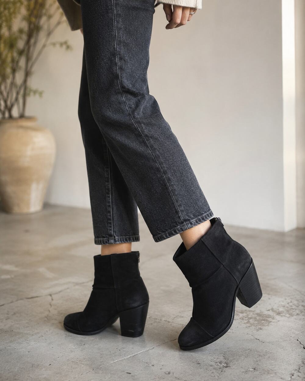 Rag & Bone Black Suede Leather Ankle Boots Stacked Heel Womens 36 Boho Fall